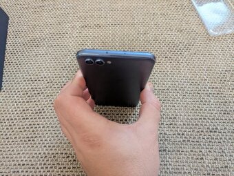 Celokovovy Huawei Honor V10 (6/64 pamat') v dobrom stave - 11