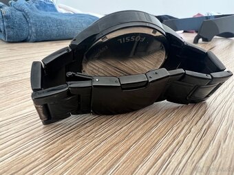 Fossil BQ1127 – elegantné hodinky s nádychom športového štýl - 11