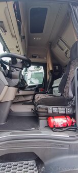 velkoobjemová tandemová souprava SCANIA R 410 - 11