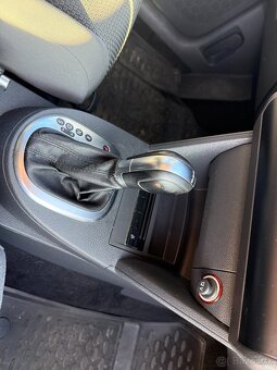 VW Touran 1.6 TDI automat - 11