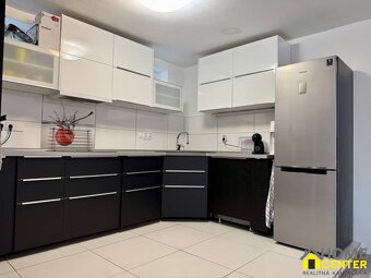 REZERVOVANÝ: Zrekonštruovaný rodinný dom v srdci prírody – S - 11