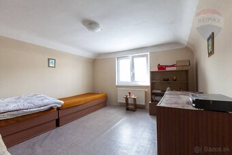 Na predaj 4-izbový rodinný dom v obci Plavecký Štvrtok - 11