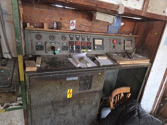 katr drevo 40-50m3/den linka G710+G560 porez rámová pila - 11