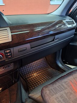 BMW 730D - 11
