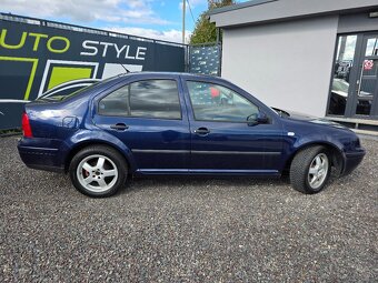 Volkswagen Bora 1.6 16V - 11