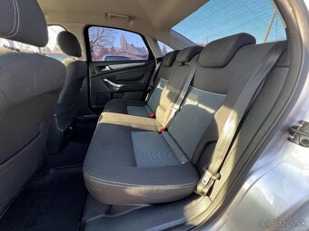 Ford Mondeo MK4 2.0 TDCI diesel, 103kW, MT/6, rok:01.2011. - 11