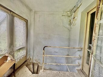 ZNÍŽENÁ CENA➔Rodinný dom s potenciálom v obci Záhorce - 11