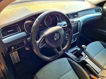 Škoda Superb 2,0TDI 103KW ELEGANCE MAX 6.st.manuál - 11