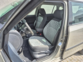 Škoda Fabia II 1,4 i Ambiente Klima ESP Combi 88.000Kč - 11