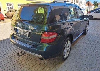 Mercedes-Benz Třídy M 3,0 320 CDI nafta automat 165 kw - 11