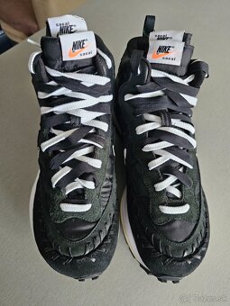 Nike x sacai x Jean Paul Gaultier Vaporwaffle - 11