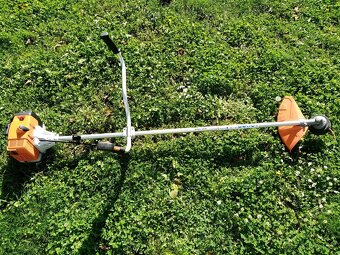 Krovinorez Stihl fs 120 - - - 11