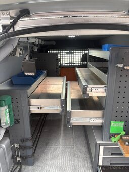 Predám VW Caddy Maxi 1,4 TGI - CNG - 11