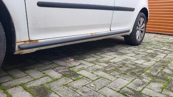 Volkswagen Golf V - 11