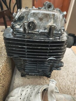 Yamaha XT 600 2KF vrch motora - 11