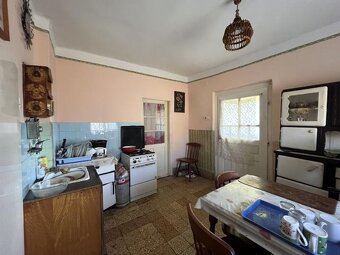 Felsőtelekes trojizbový dom s terasou a veľkým pozemkom - 11