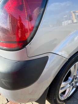 KIA RIO 1.4 71 kw - 2007 - 11