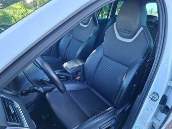 Škoda Octavia Combi RS 2.0 Tdi DSG - 11