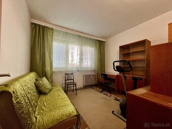 Na prenájom 4-izbový byt + garáž, 72m2 + lodžia,  Výstavby - 11