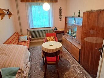 Kompletný interiér zo staršieho domu - 11