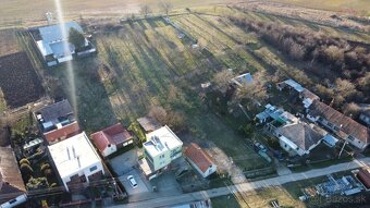 REZERVOVANÉ Melek – ubytovacie zariadenia a hosp. budovy - 11