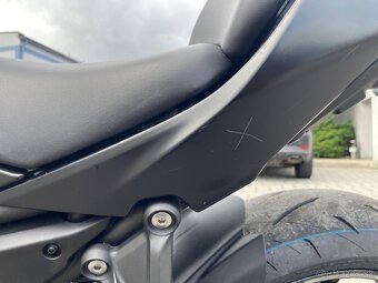 Kawasaki Ninja 650 - 11