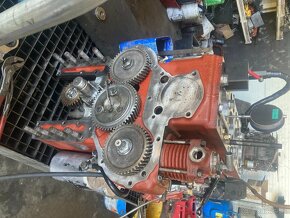 Motor po GO Zetor Z6901 vhodné aj pre URSUS C-355 - 11