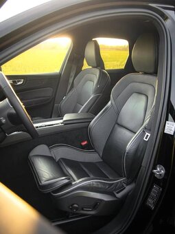 Volvo XC60 B4 R-Design A/T (odpočet DPH) - 11