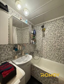 3 izbový byt s balkónom obklopený zeleňou - 11