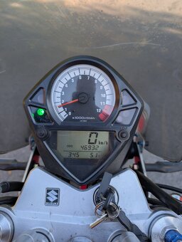 Suzuki sv 1000 - 11