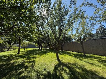 Na predaj jedinečný stavebný pozemok v žiadanej lokalite - 11