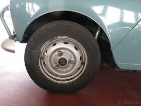 Renault R4 - 11