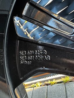 R19 Skoda Octavia RS nové elektróny komplet letná sada - 11