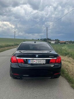 BMW F01 740d - 11