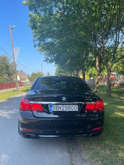 BMW F01 740d - 11