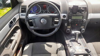 Volkswagen Touareg 3.0 TDI - 11