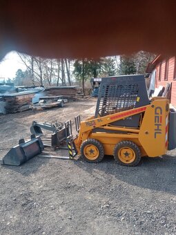 Bobcat Gehl smykovy nakladac - 11