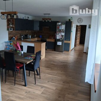 PREDAJ - 5 IZBOVÝ RODINNÝ DOM,BELUŠA, PÚCHOV, POZEMOK 726 m2 - 11