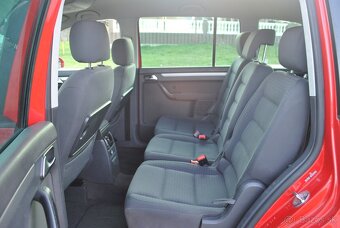 Volkswagen Touran 1.9 TDI DSG 7 miest Ťažné zariadenie - 11