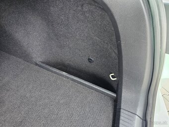 VW Golf Combi 2.0 TDI, 110 kW, MANUÁL - 11