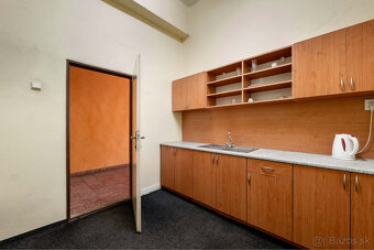 Administratívna budova a hala v priemyslenej časti | Rampová - 11