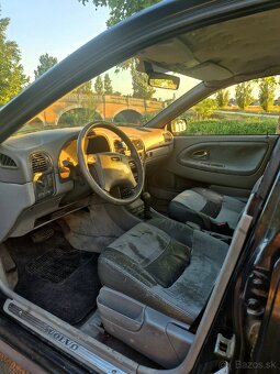 Volvo v40 SE, NOVÁ STK/EK - 11