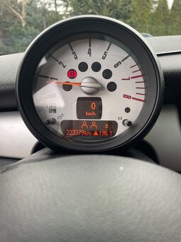MINI Cooper ONE 1.6 2010 55 kW - 11