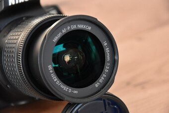 Nikon D5600 wifi BT - dotyk.dis. - VR objektiv AF-P 3tis.sn - 11