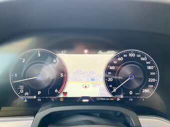 Volkswagen Touareg 3.0TDi 170kW 4Motion AT/8 R-Line - 11