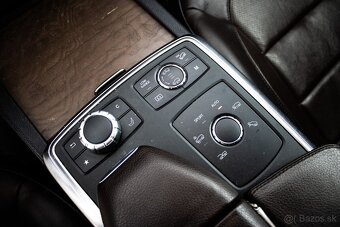 Mercedes-Benz GL 350 BlueTEC 4MATIC - 11