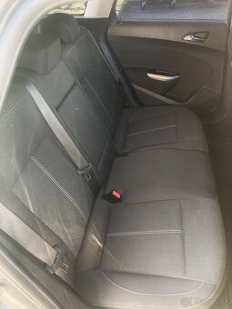 Opel Astra Sports Tourer 1.7 cdti (2011) - 11
