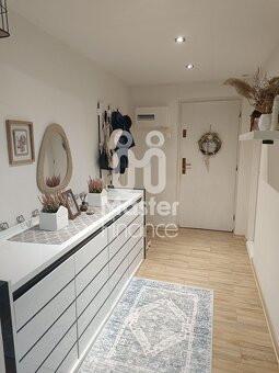 Znížená cena 4-izbový byt s loggiou Žabokreky nad Nitrou - 11