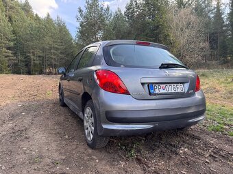 Peugeot 207 - 11