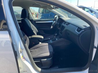 Škoda Octavia Combi 1.6 TDI 115k Style DSG - 11